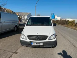 Weiß Gebraucht 2010 Mercedes Vito Van / Kleinbus | 3.999 €