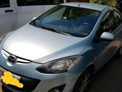 Blau Gebraucht 2011 Mazda 2 Limousine | 5.500 € (Fairer Preis)