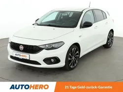 Weiß Gebraucht 2018 Fiat Tipo S Limousine | 10.060 € (Guter Preis)