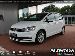 Pure white Gebraucht 2022 VW Touran Comfortline Van / Kleinbus | 28.930 € (Fairer Preis)