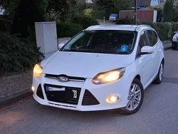 Gebraucht 2014 Ford Focus Trend Limousine | 5.500 €