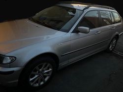 Silber Gebraucht 2005 BMW 316 Kombi | 749 €