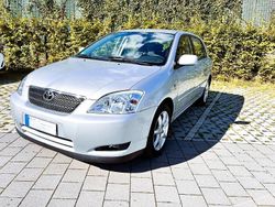 Silber Gebraucht 2004 Toyota Corolla Limousine | 6.000 € (Etwas zu teuer)