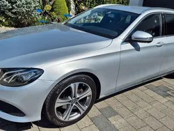 Silber Gebraucht 2016 Mercedes E220 Avantgarde Limousine | 20.990 € (Fairer Preis)