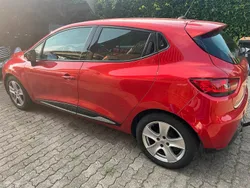 Rot Gebraucht 2012 Renault Clio IV Kleinwagen | 4.400 € (Guter Preis)