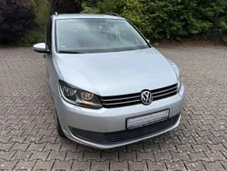 Reflexsilber Gebraucht 2011 VW Touran Trendline Van / Kleinbus | 4.999 € (Superpreis)