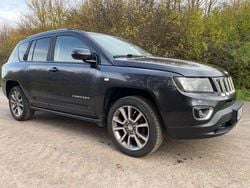 Grau Gebraucht 2015 Jeep Compass Limited SUV | 11.290 € (Fairer Preis)