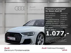Weiß Gebraucht 2022 Audi S8 Ambiente Limousine | 105.575 € (Guter Preis)