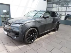 Grau Gebraucht 2023 Land Rover Range Rover Sport SE SUV | 89.998 € (Fairer Preis)