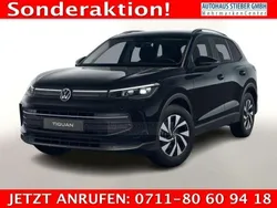 Schwarz Neu 2025 VW Tiguan SUV | 38.414 € (Superpreis)