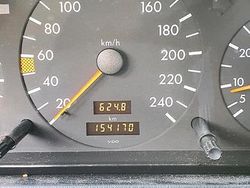 Weiß Gebraucht 1994 Mercedes C180 Limousine | 4.000 €