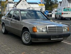 Grau Gebraucht 1991 Mercedes 190 Limousine | 3.900 €