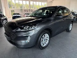 Grau Gebraucht 2022 Ford Kuga Titanium SUV | 20.900 € (Fairer Preis)