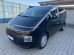 Schwarz Gebraucht 2022 Hyundai Staria Van | 22.900 €
