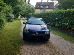 Blau Gebraucht 2004 Renault Clio II Kleinwagen | 1.450 € (Superpreis)