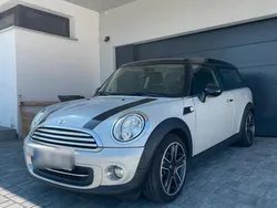 Silber Gebraucht 2011 Mini Clubman Kombi | 5.950 €