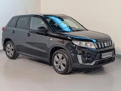 Schwarz Gebraucht 2019 Suzuki Vitara Comfort SUV | 13.890 € (Fairer Preis)