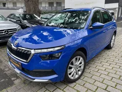 Blau Gebraucht 2021 Skoda Kamiq Clever SUV | 18.499 € (Fairer Preis)