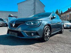 Grau Gebraucht 2019 Renault Mégane IV Business Limousine | 9.590 € (Fairer Preis)