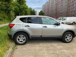 Grau Gebraucht 2009 Nissan Qashqai SUV | 5.800 €