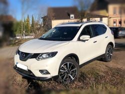 Weiß Gebraucht 2015 Nissan X-Trail Tekna SUV | 12.900 € (Fairer Preis)