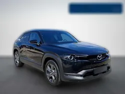 Schwarz metallic Gebraucht 2022 Mazda MX30 SUV | 18.240 € (Etwas zu teuer)