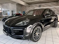 Schwarz Gebraucht 2021 Porsche Cayenne Sport SUV | 70.000 € (Etwas zu teuer)