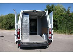 Weiss Gebraucht 2017 Renault Master Van | 19.873 € (Teuer)