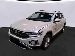 Ascotgrau Gebraucht 2024 VW T-Roc Life SUV | 25.420 € (Superpreis)