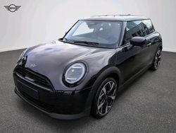 Schwarz Gebraucht 2024 Mini Cooper Classic Kleinwagen | 29.289 € (Etwas zu teuer)
