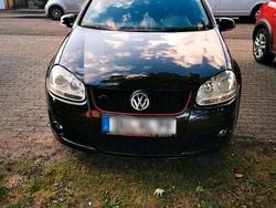 Schwarz Gebraucht 2005 VW Golf V Limousine | 5.990 €