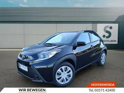 Mysticschwarz mica Neu 2025 Toyota Aygo Play Kleinwagen | 17.580 €