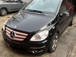Schwarz Gebraucht 2008 Mercedes B200 Van / Kleinbus | 2.999 € (Superpreis)