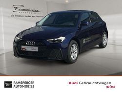 Blau (navarrablau metallic) Gebraucht 2024 Audi A1 Sportback Ambiente Kleinwagen | 23.280 € (Guter Preis)