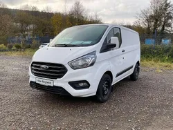 Frostweiß weiß Gebraucht 2023 Ford Transit Custom Trend Van / Kleinbus | 38.663 € (Teuer)