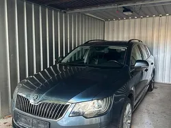 Andere farben Gebraucht 2015 Skoda Superb Kombi | 7.300 € (Superpreis)