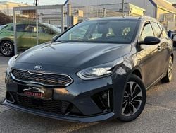 Grau Gebraucht 2020 Kia Ceed Sportswagon Spirit Kombi | 13.990 € (Fairer Preis)