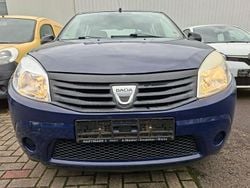 Blau Gebraucht 2009 Dacia Sandero Basis Limousine | 1.999 € (Fairer Preis)