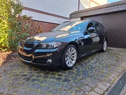 Schwarz Gebraucht 2009 BMW 330 Performance Kombi | 3.800 €