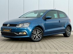 Blau Gebraucht 2016 VW Polo Allstar Kleinwagen | 10.950 € (Fairer Preis)