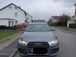 Grau Gebraucht 2016 Audi Q3 Advanced SUV | 14.900 € (Fairer Preis)