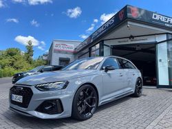 Grau Gebraucht 2024 Audi RS4 Competition Kombi | 85.999 € (Teuer)
