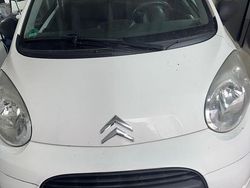 Weiß Gebraucht 2011 Citroën C1 Kleinwagen | 1.750 € (Guter Preis)