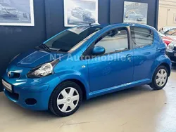 Blau Gebraucht 2011 Toyota Aygo Cool Kleinwagen | 4.800 € (Etwas zu teuer)