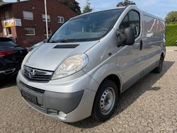 Silber Gebraucht 2014 Opel Vivaro Van | 4.999 € (Fairer Preis)