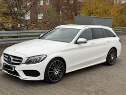 Weiß Gebraucht 2017 Mercedes C220 AMG line Kombi | 16.400 € (Fairer Preis)