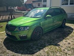 Grün Gebraucht 2014 Skoda Octavia RS Kombi | 15.500 €