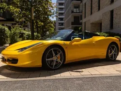Gelb Gebraucht 2014 Ferrari 458 Cabrio | 279.000 €