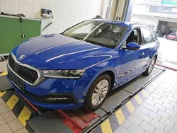 Energyblau Gebraucht 2022 Skoda Octavia Ambition Kombi | 23.830 € (Fairer Preis)