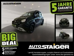Grün Gebraucht 2024 Fiat Panda Garmin Kleinwagen | 14.490 € (Etwas zu teuer)